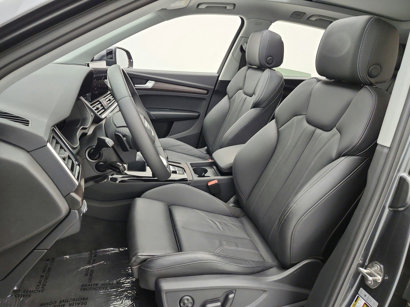 Used 2023 Audi Q5 e Premium w/ Convenience Package AWD/4WD image 10