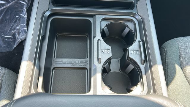 New 2026 Ford F250 XLT w/ XLT Premium Package AWD/4WD image 22