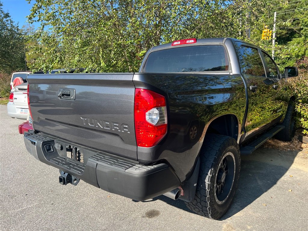 Used 2017 Toyota Tundra SR5 image 2