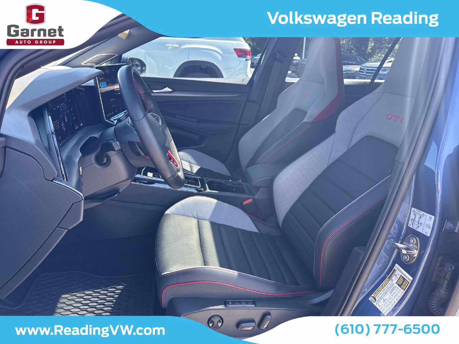 Used 2025 Volkswagen GTI SE FWD image 10