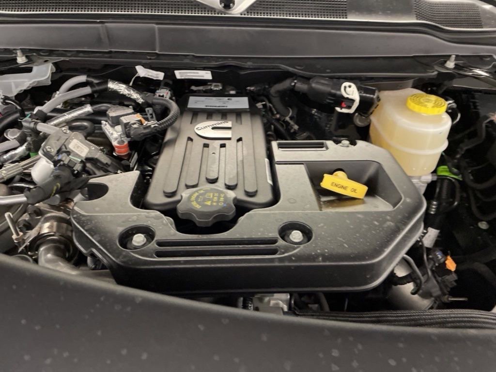 New 2026 RAM 2500 Laramie AWD/4WD image 23
