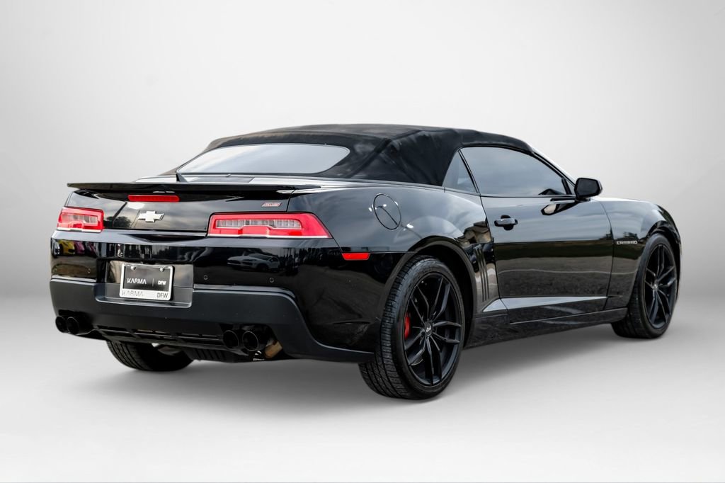 Used 2015 Chevrolet Camaro SS w/ RS Package RWD image 11