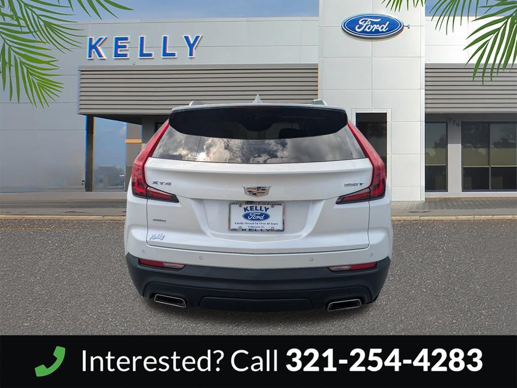 Used 2022 Cadillac XT4 Luxury w/ Cold Weather Package AWD/4WD image 7