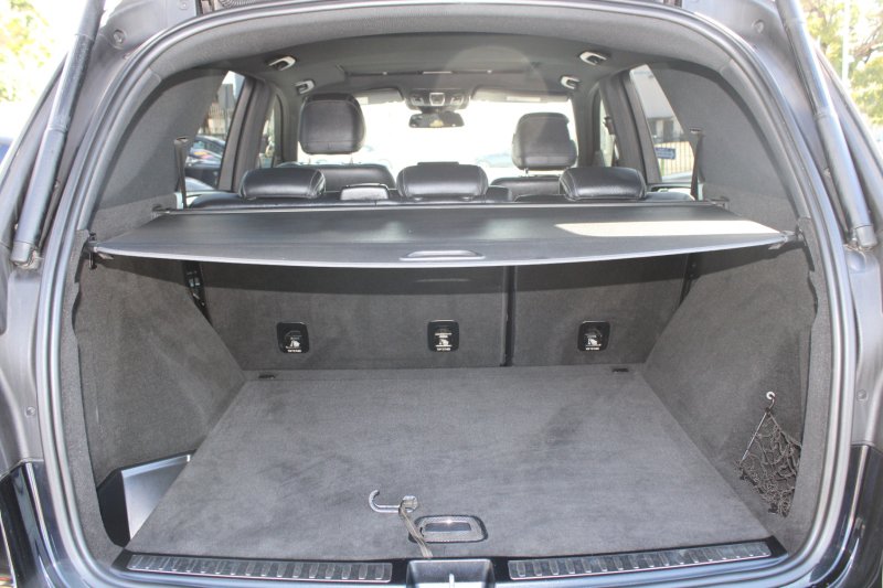 Used 2016 Mercedes-Benz GLE 350 w/ Premium Package image 8