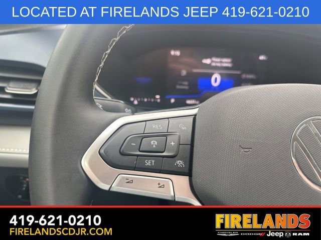 Used 2024 Volkswagen Taos SE image 24