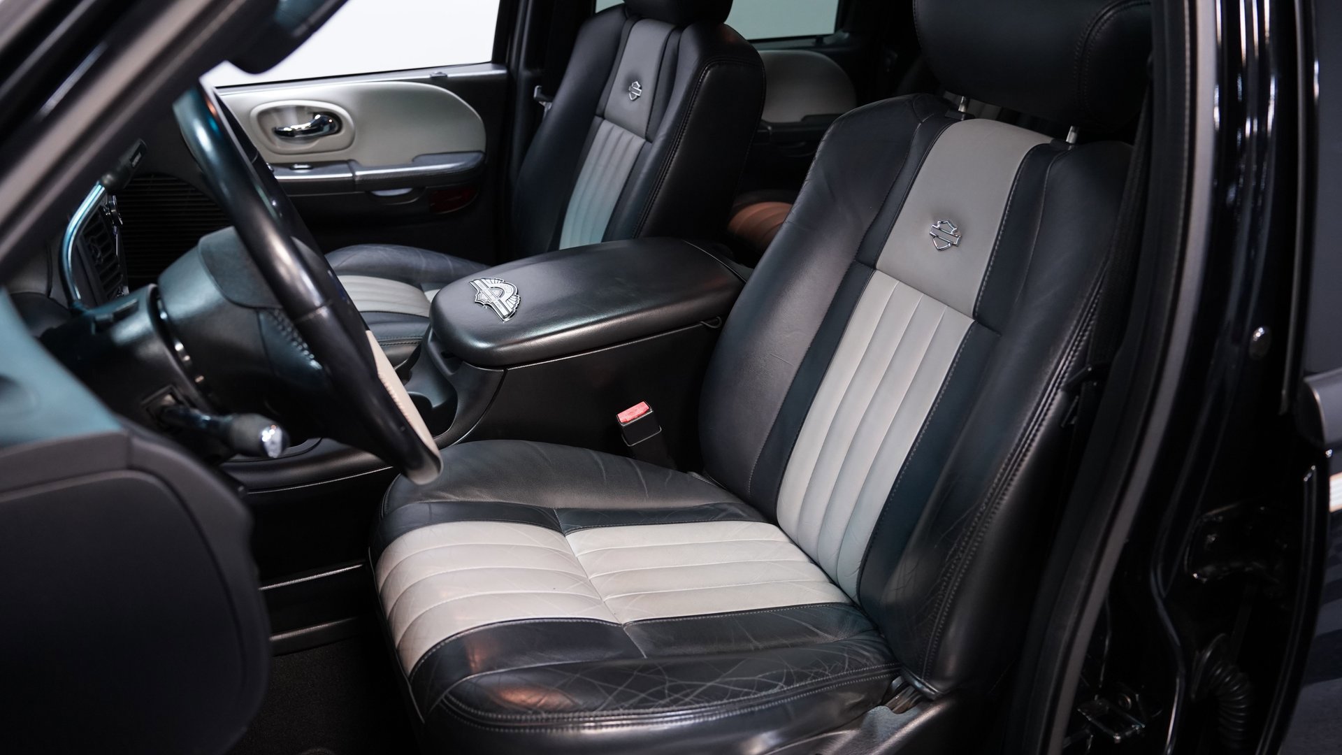 Used 2003 Ford F150 Harley-Davidson RWD image 33