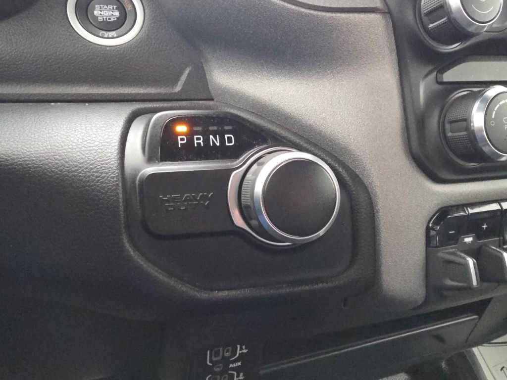 Used 2024 RAM 3500 Tradesman w/ Chrome Appearance Group AWD/4WD image 17