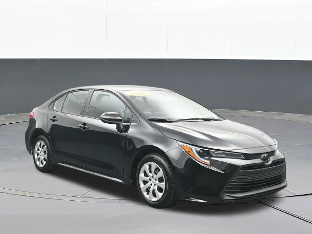 Used 2026 Toyota Corolla LE FWD image 19