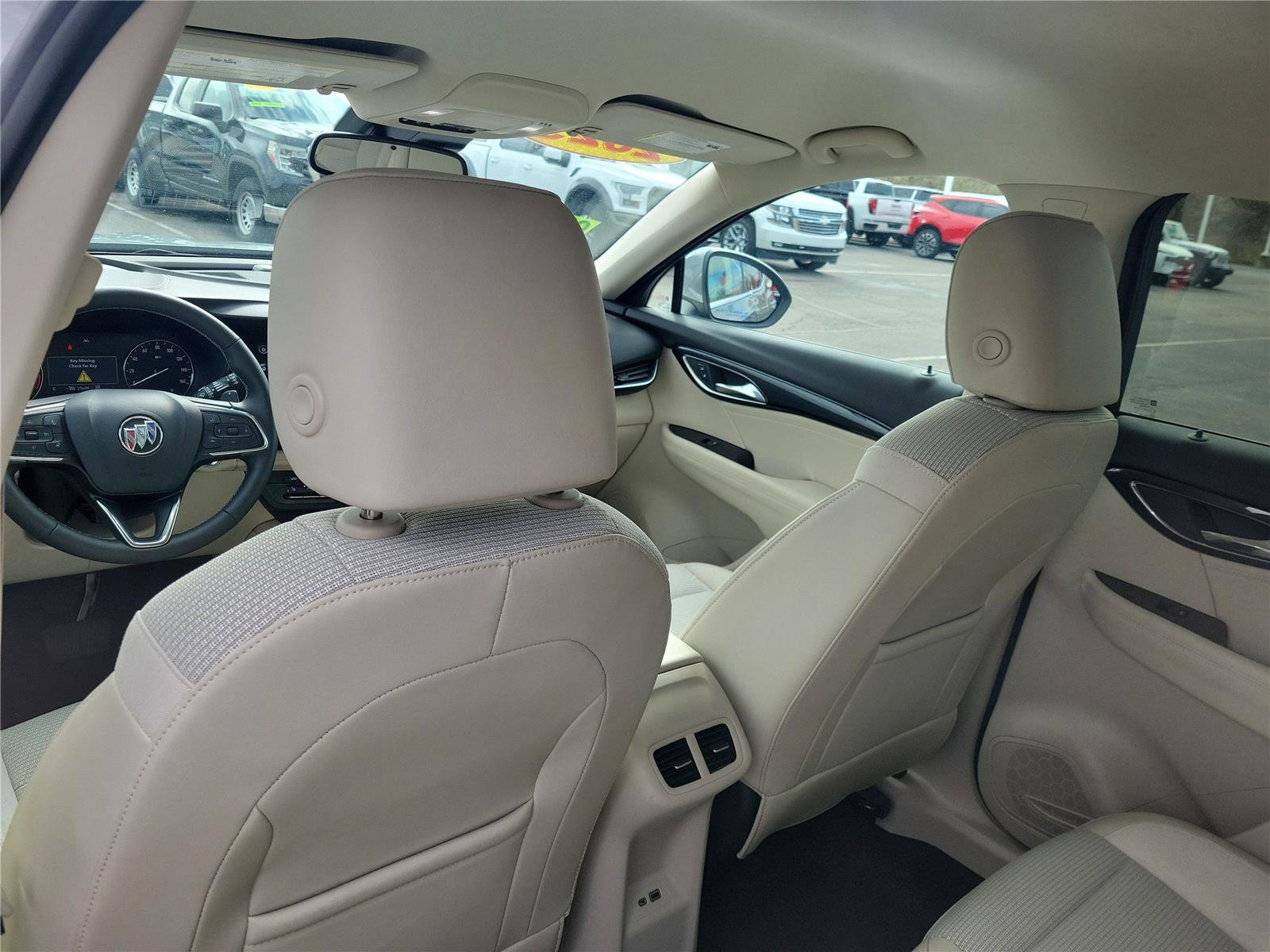 Used 2023 Buick Envision Preferred image 13