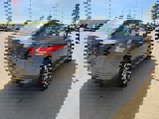 Used 2025 Nissan Altima 2.5 S image 5