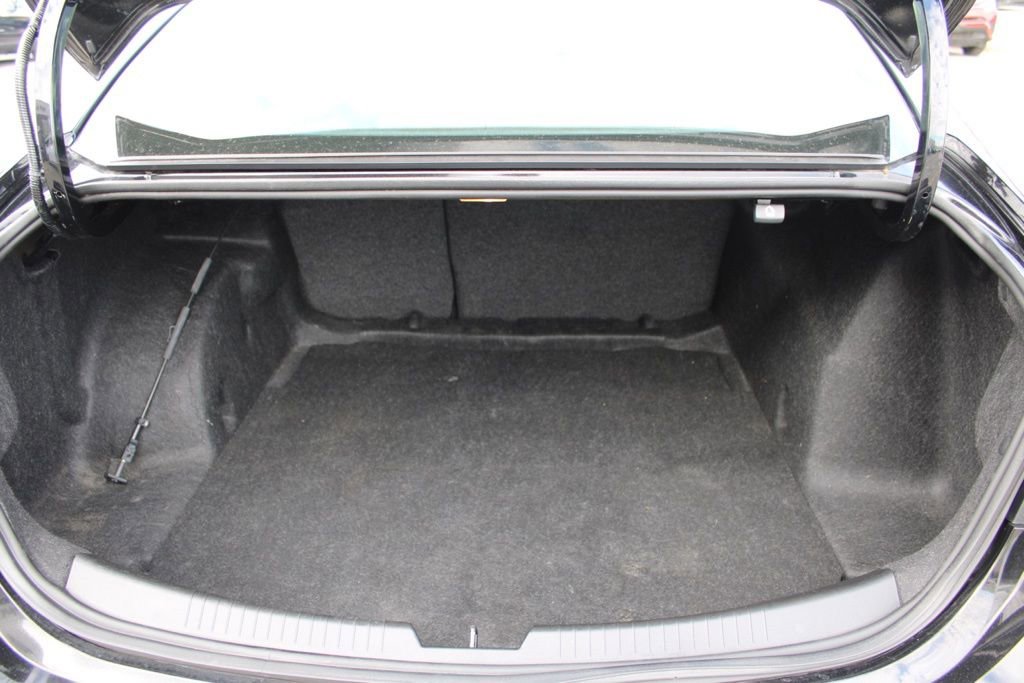 Used 2020 Chevrolet Malibu RS w/ LPO, Convenience Package 2 image 10