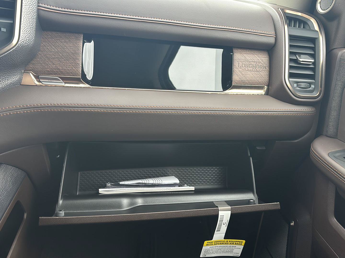 New 2026 RAM 3500 Longhorn AWD/4WD image 34
