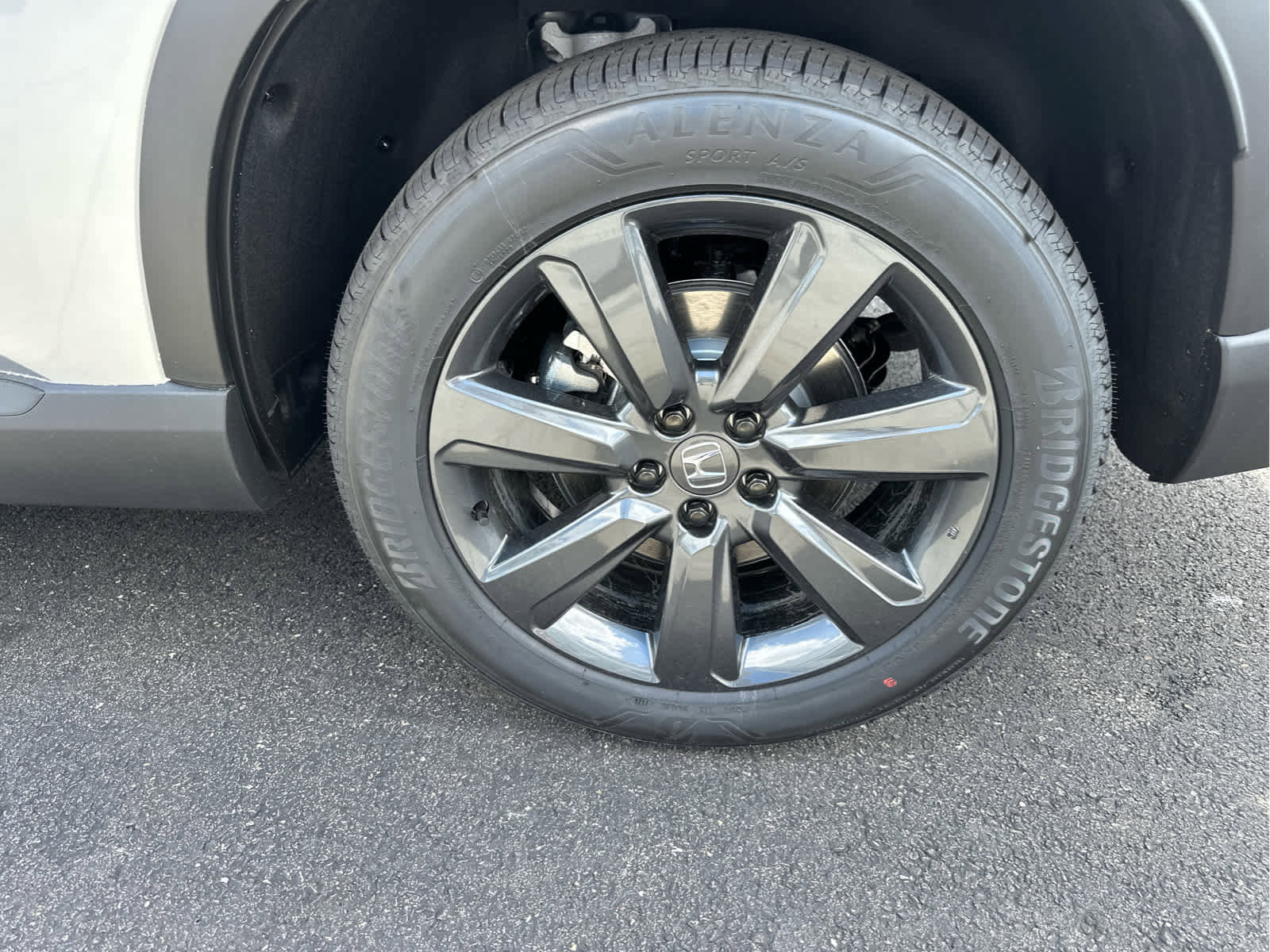 New 2026 Honda Pilot Sport image 12