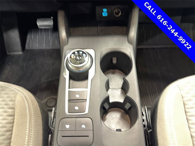 Used 2022 Ford Escape SE w/ Cold Weather Package image 16