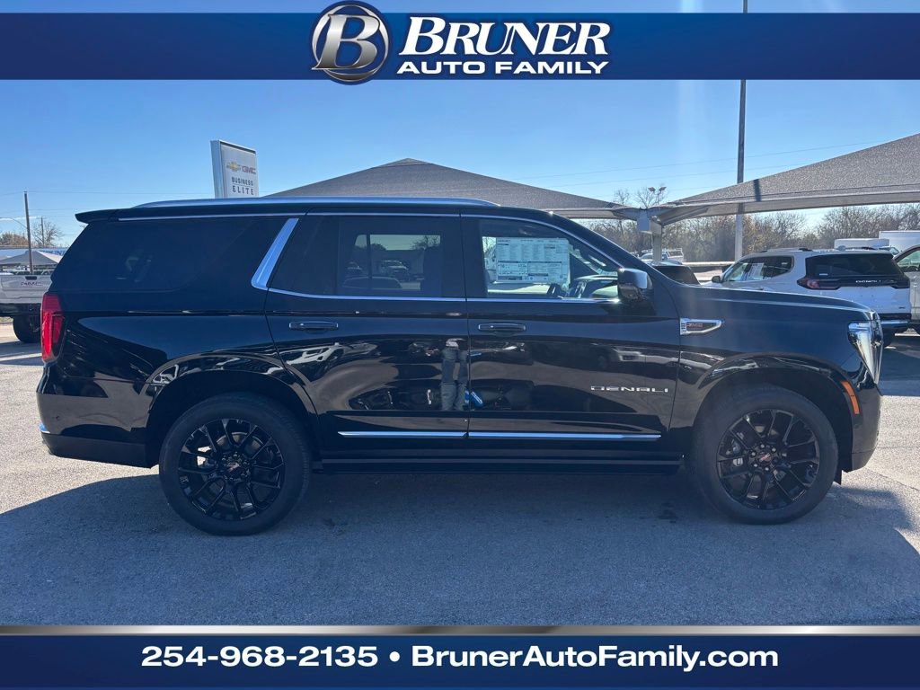 New 2026 GMC Yukon Denali w/ Sun & Power Step Package image 4