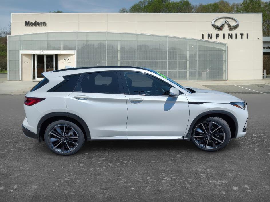 Used 2023 INFINITI QX50 Sport image 3