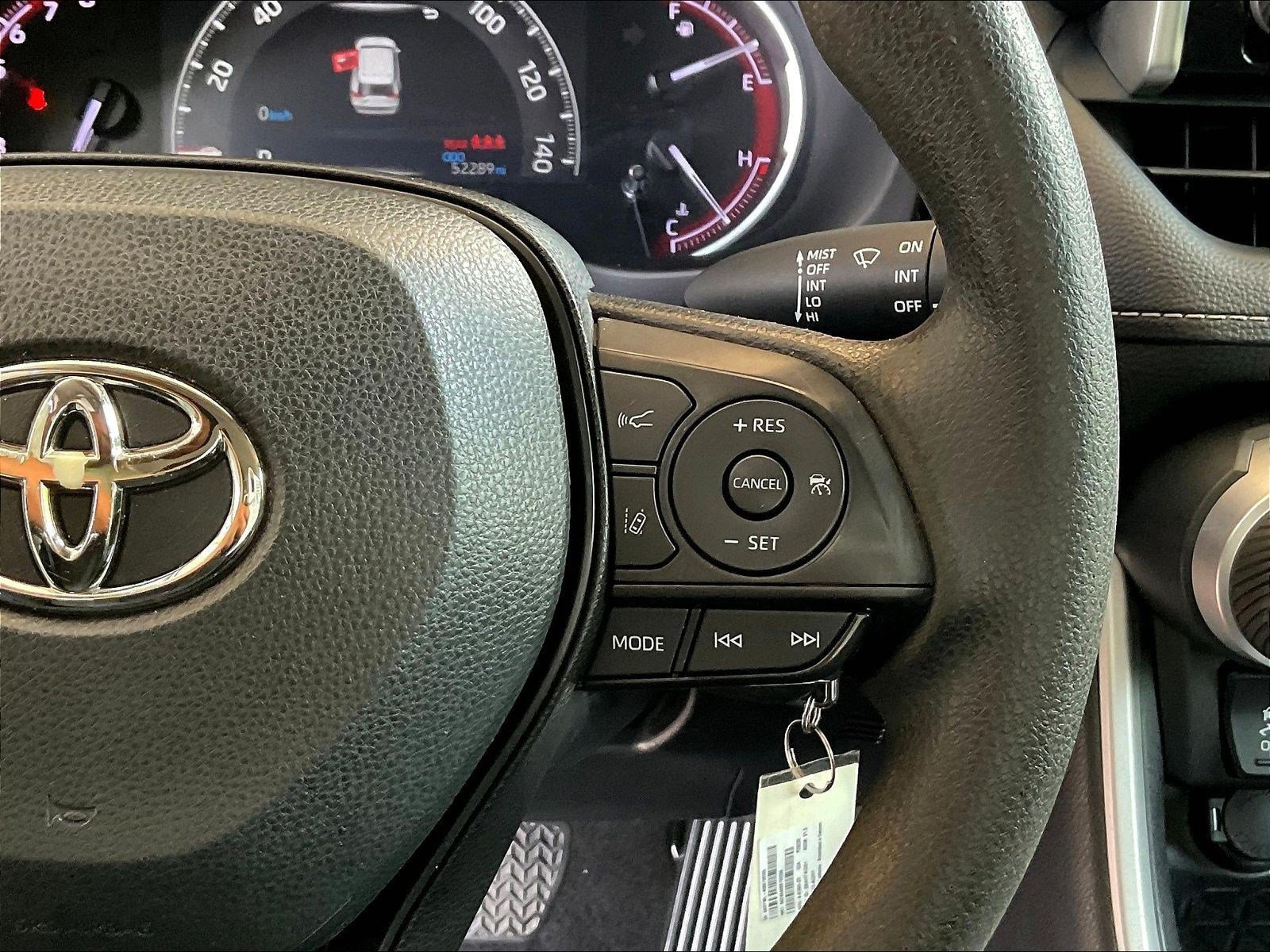 Used 2023 Toyota RAV4 LE FWD image 12