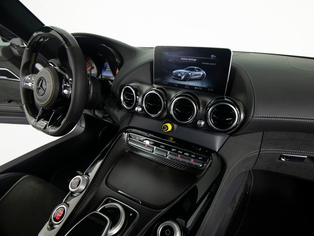 Used 2018 Mercedes-Benz AMG GT R image 31
