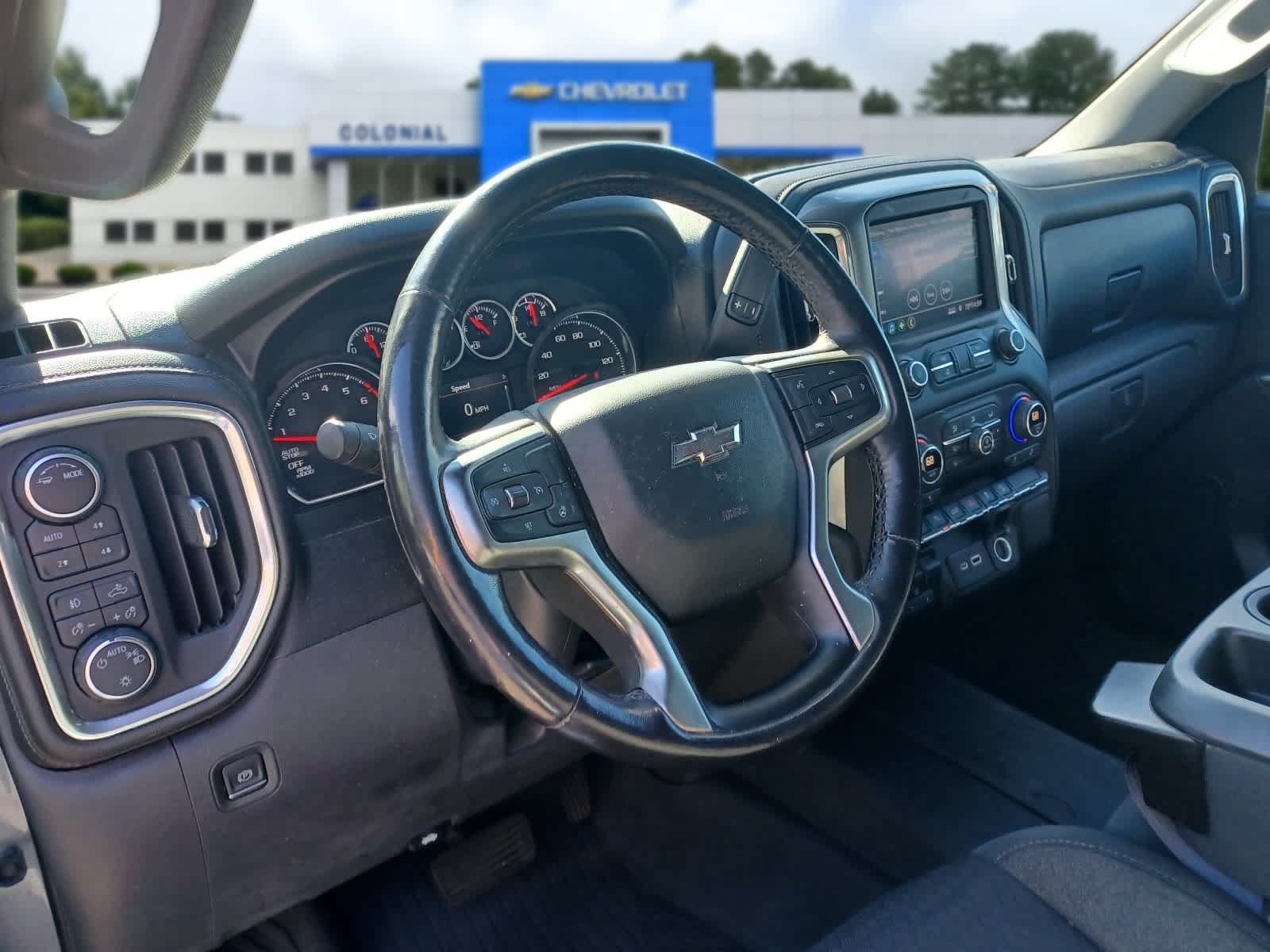 Used 2021 Chevrolet Silverado 1500 RST AWD/4WD image 8