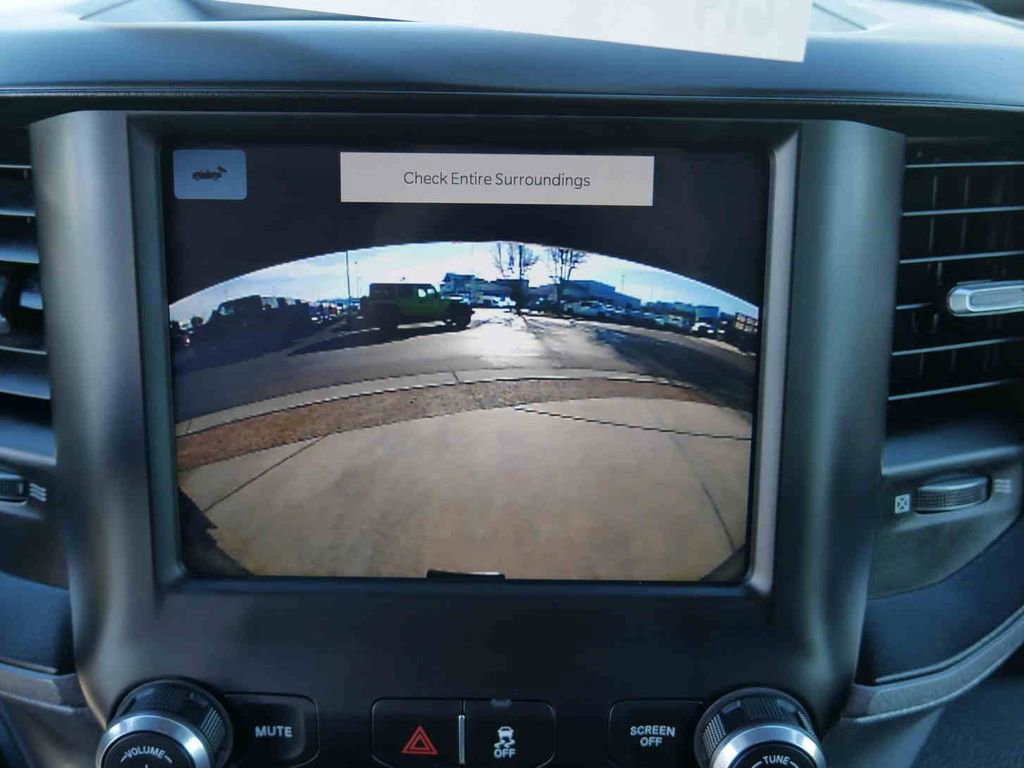 Used 2022 RAM 3500 Tradesman image 37