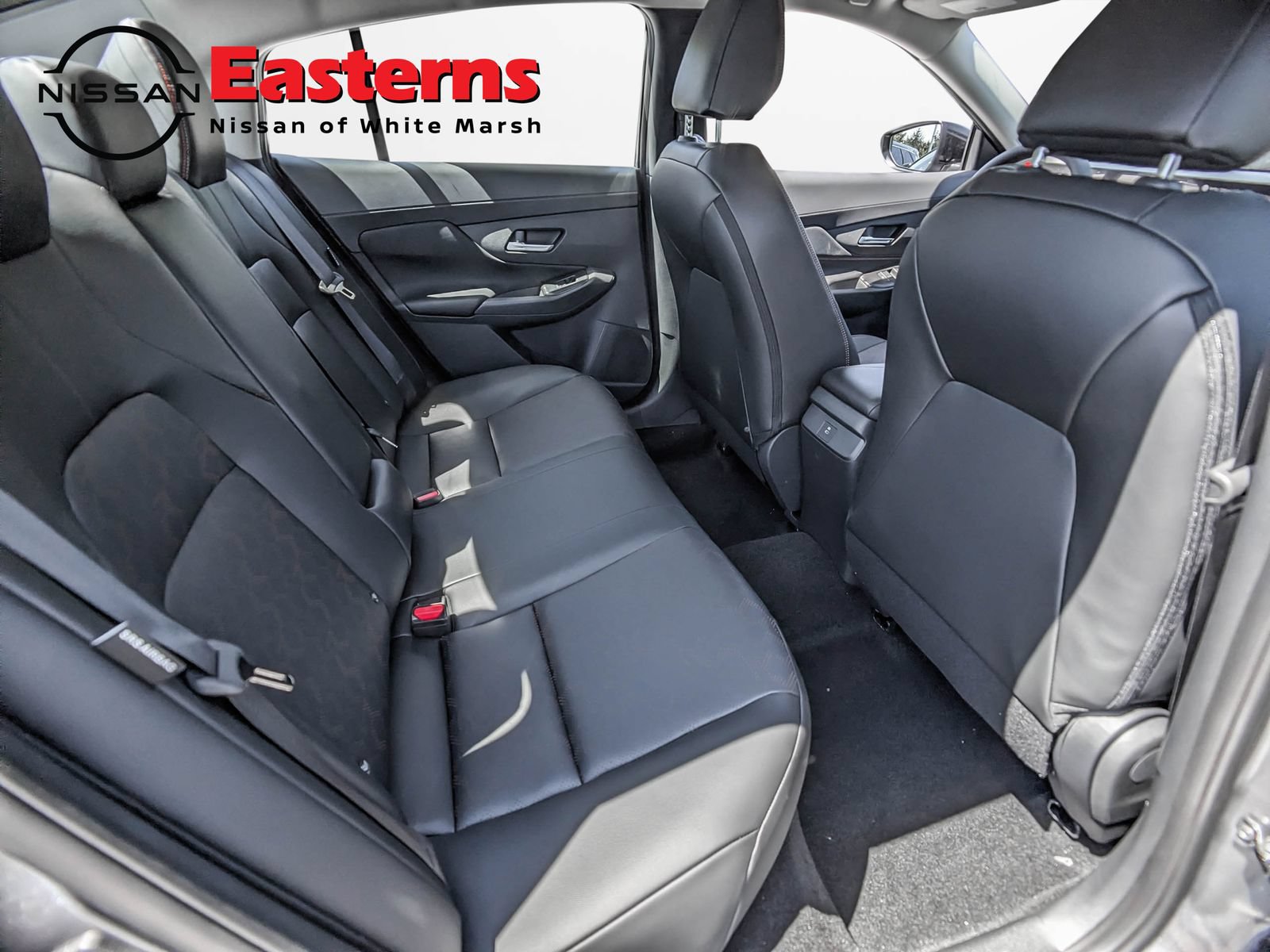 New 2026 Nissan Sentra SR w/ SR Premium Package FWD image 22