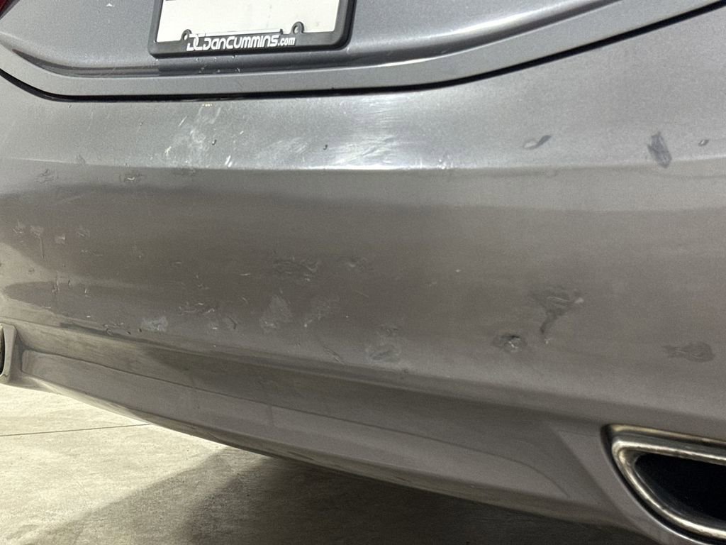 Used 2013 Hyundai Azera FWD image 29