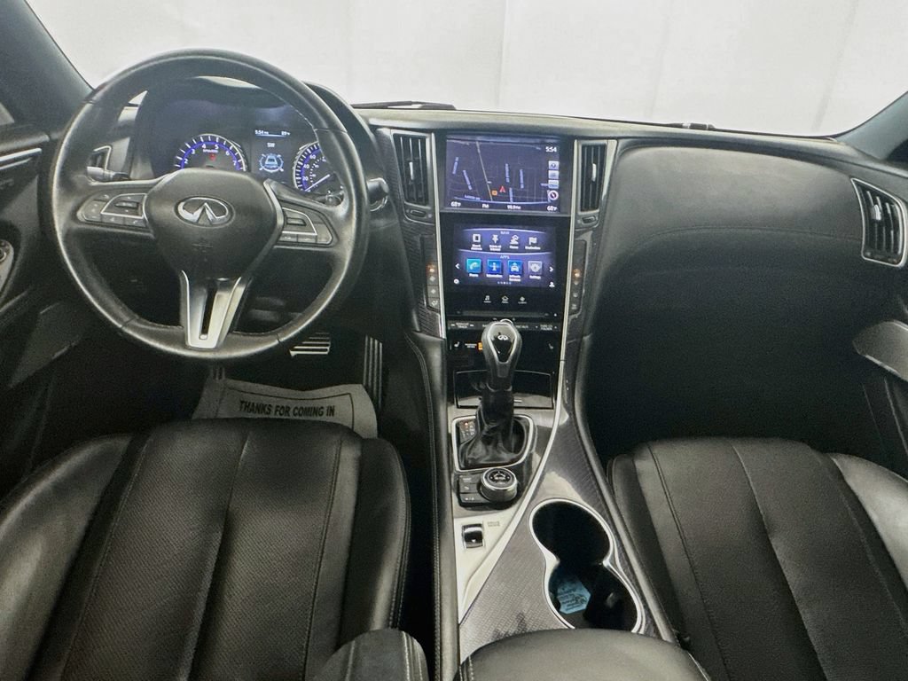 Used 2017 INFINITI Q60 Red Sport 400 AWD/4WD image 25