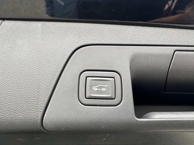 Used 2023 Buick Envision Essence image 14