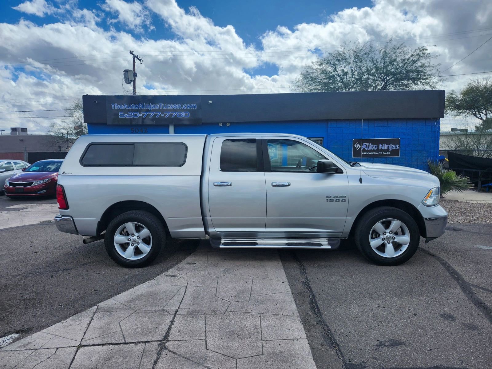Used 2015 RAM 1500 Classic SLT image 7