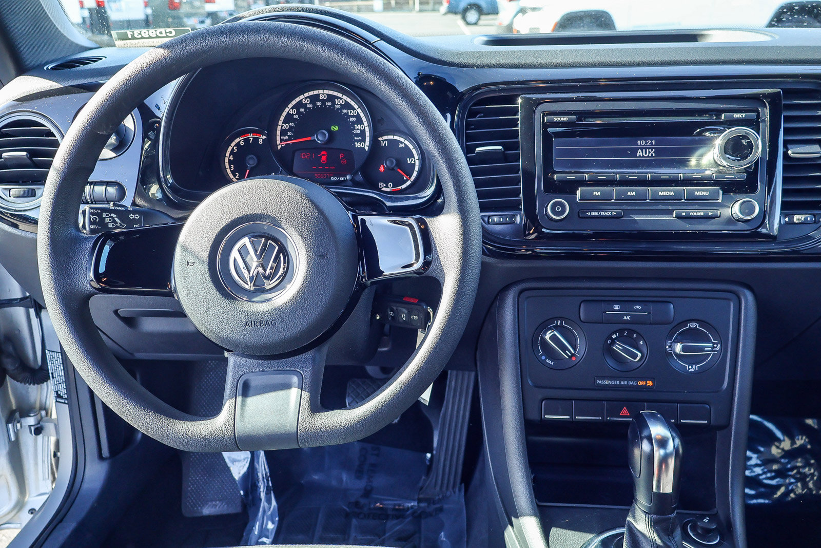 Used 2013 Volkswagen Beetle 2.5 image 3