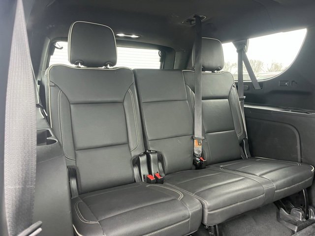 Used 2023 GMC Yukon XL SLT image 44