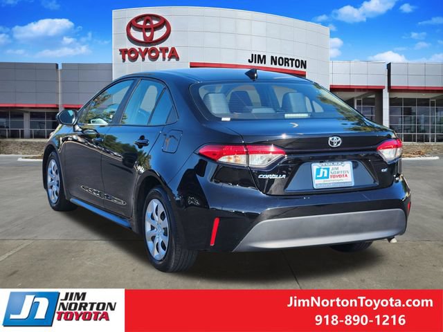 Used 2025 Toyota Corolla LE FWD image 7
