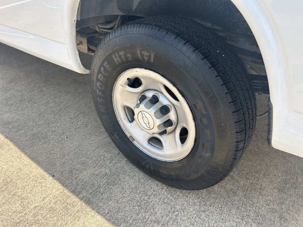 Used 2016 Chevrolet Express 2500 LS image 11