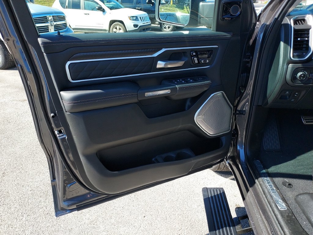 New 2027 RAM 1500 Tungsten AWD/4WD image 12