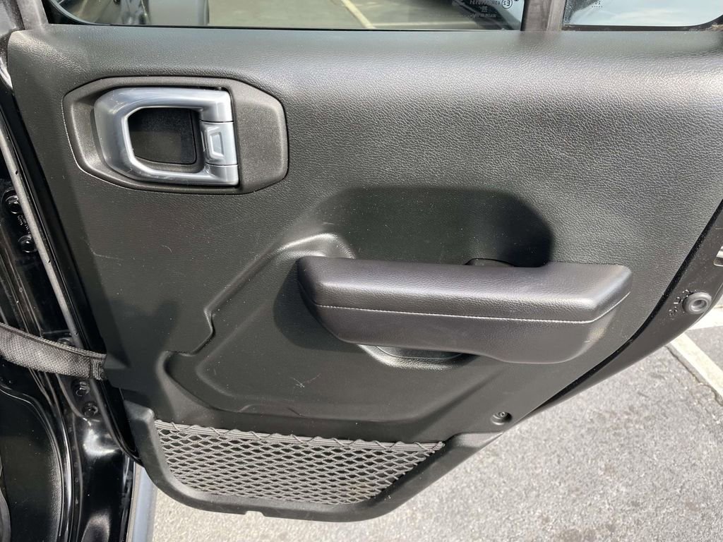 Used 2021 Jeep Wrangler Unlimited Sport image 45