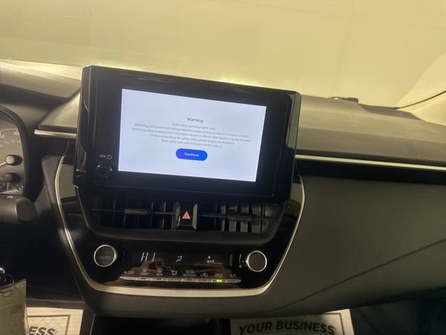 Used 2024 Toyota Corolla LE image 33