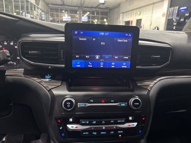 Used 2020 Ford Explorer Limited image 19