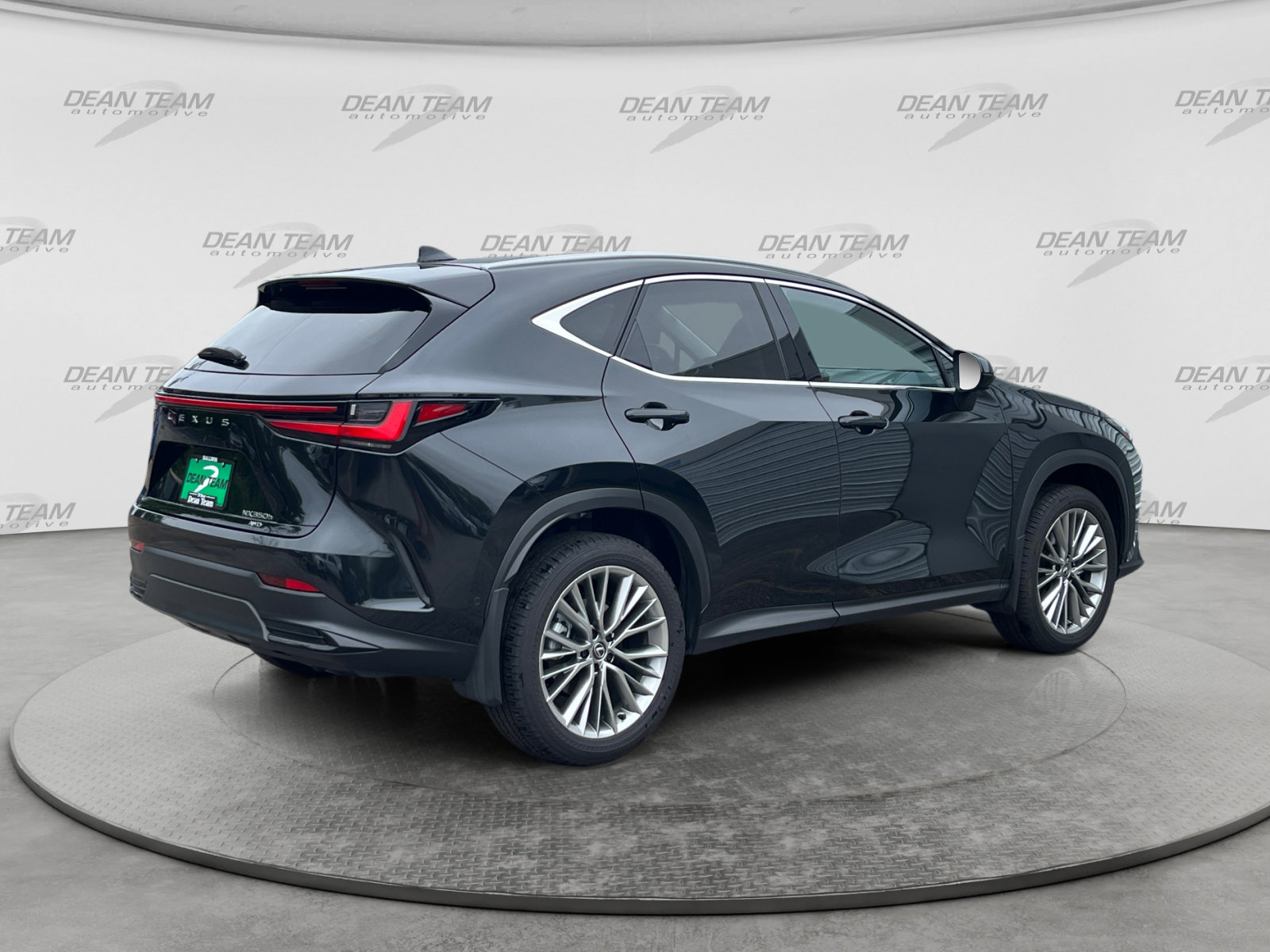 Used 2025 Lexus NX 350h AWD w/ Luxury Package image 8