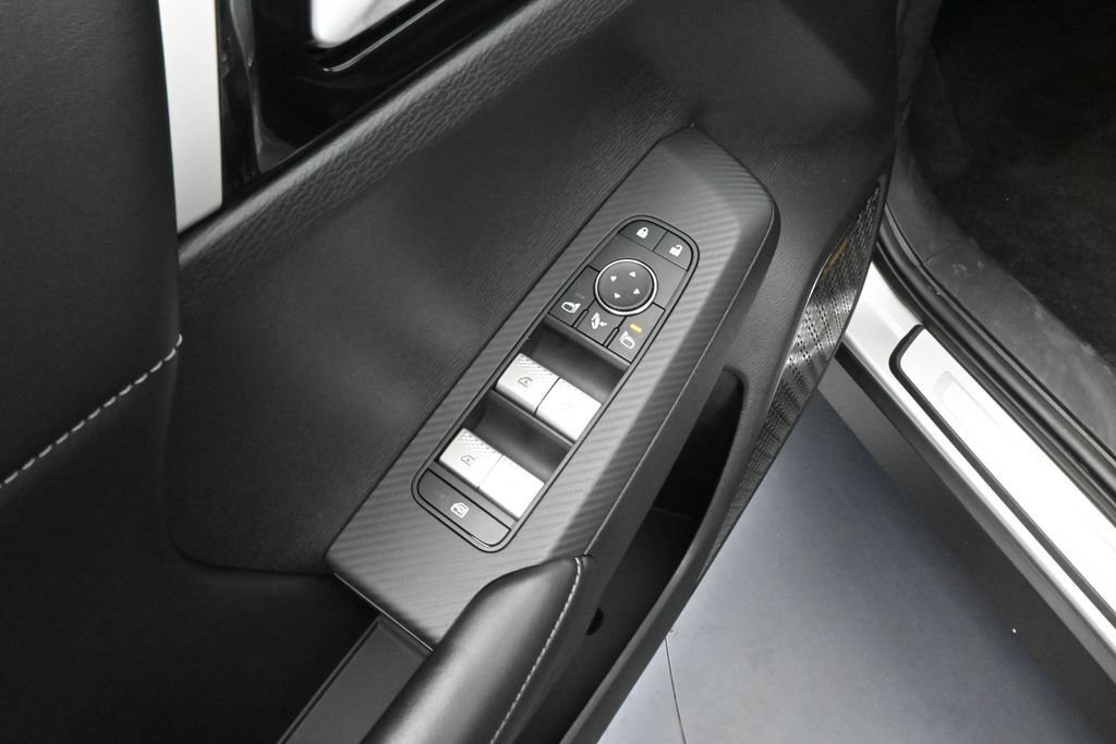 New 2026 Mitsubishi Outlander SE FWD image 15