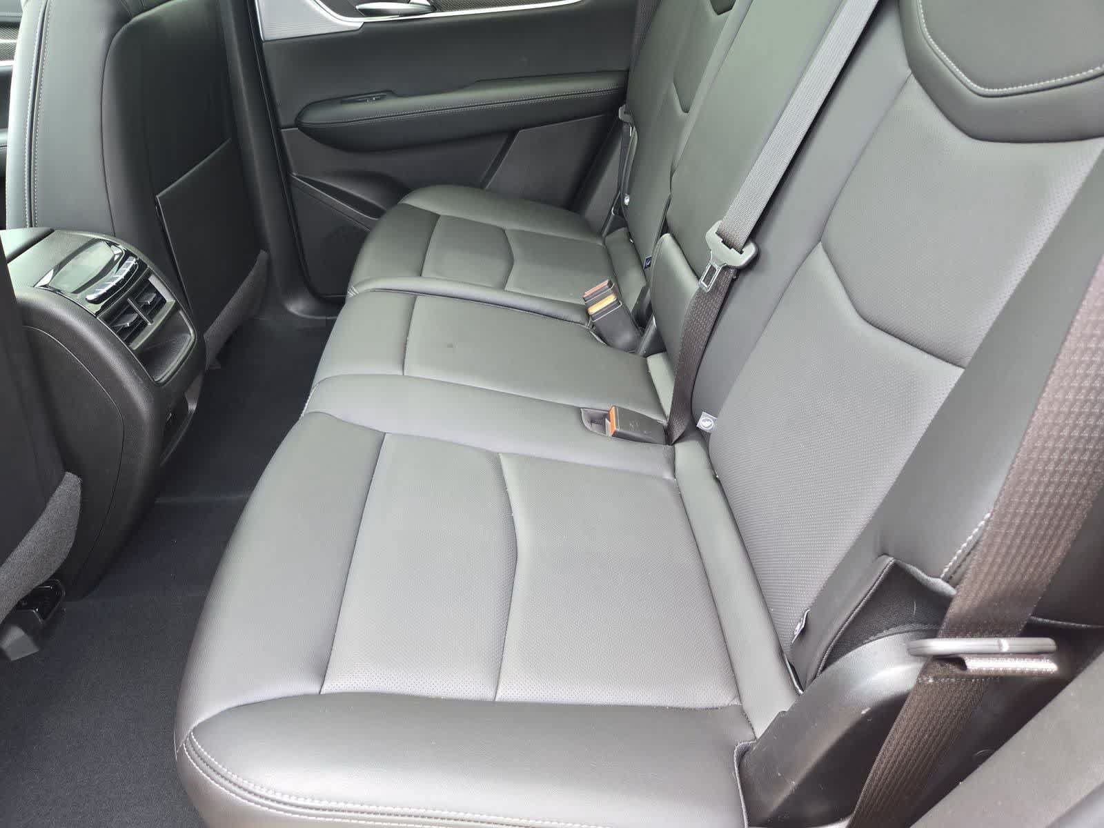 Used 2024 Cadillac XT5 Sportv AWD/4WD image 18