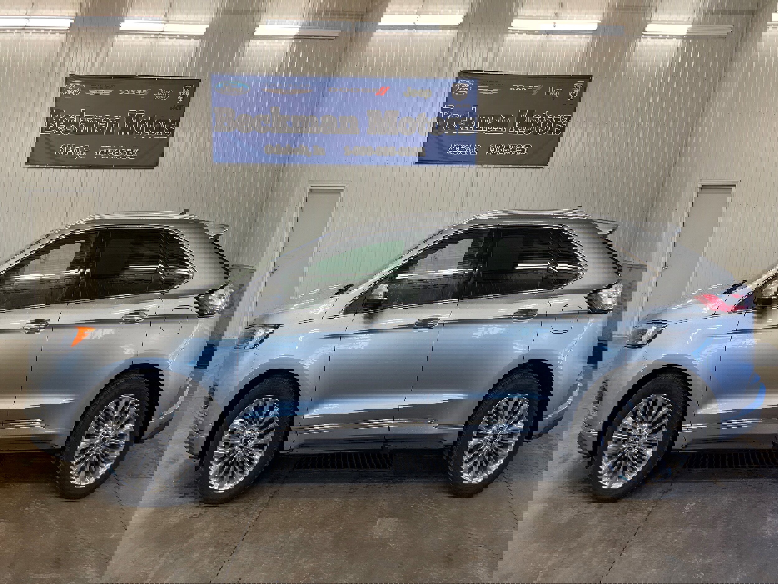 Used 2024 Ford Edge Titanium w/ Titanium Elite Package image 2