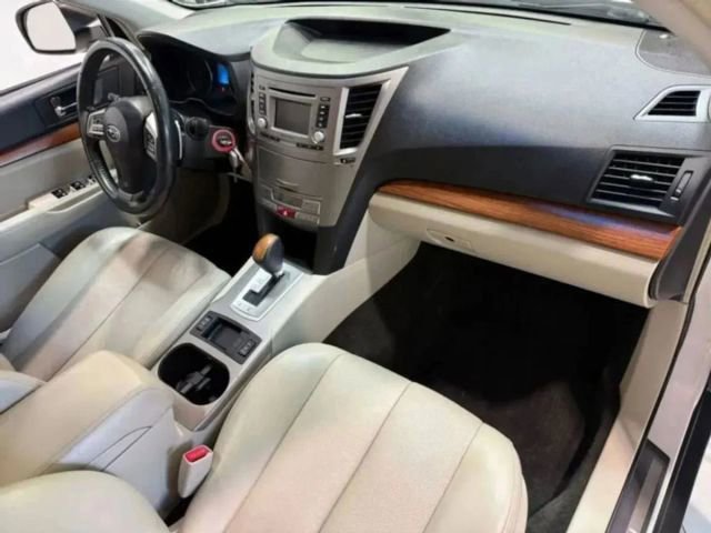 Used 2013 Subaru Outback 2.5i Limited w/ Moonroof Pkg image 28