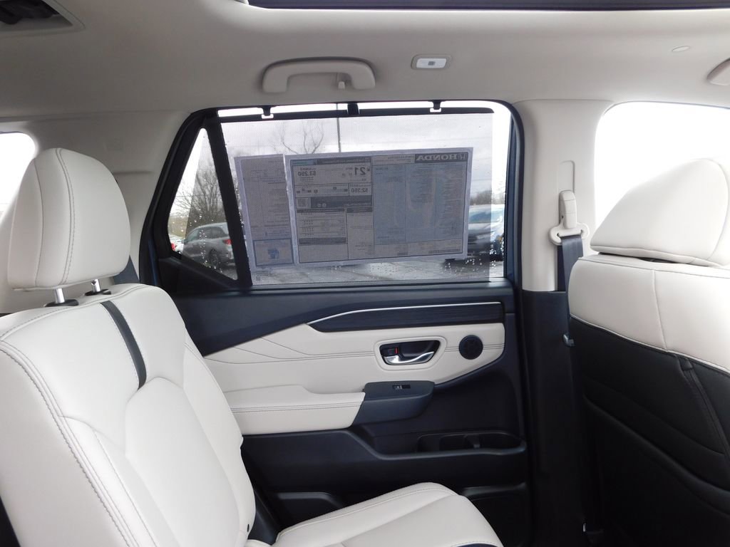 New 2026 Honda Pilot Touring image 24