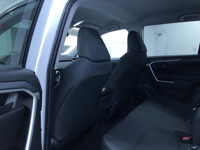 Used 2025 Toyota RAV4 LE AWD/4WD image 19