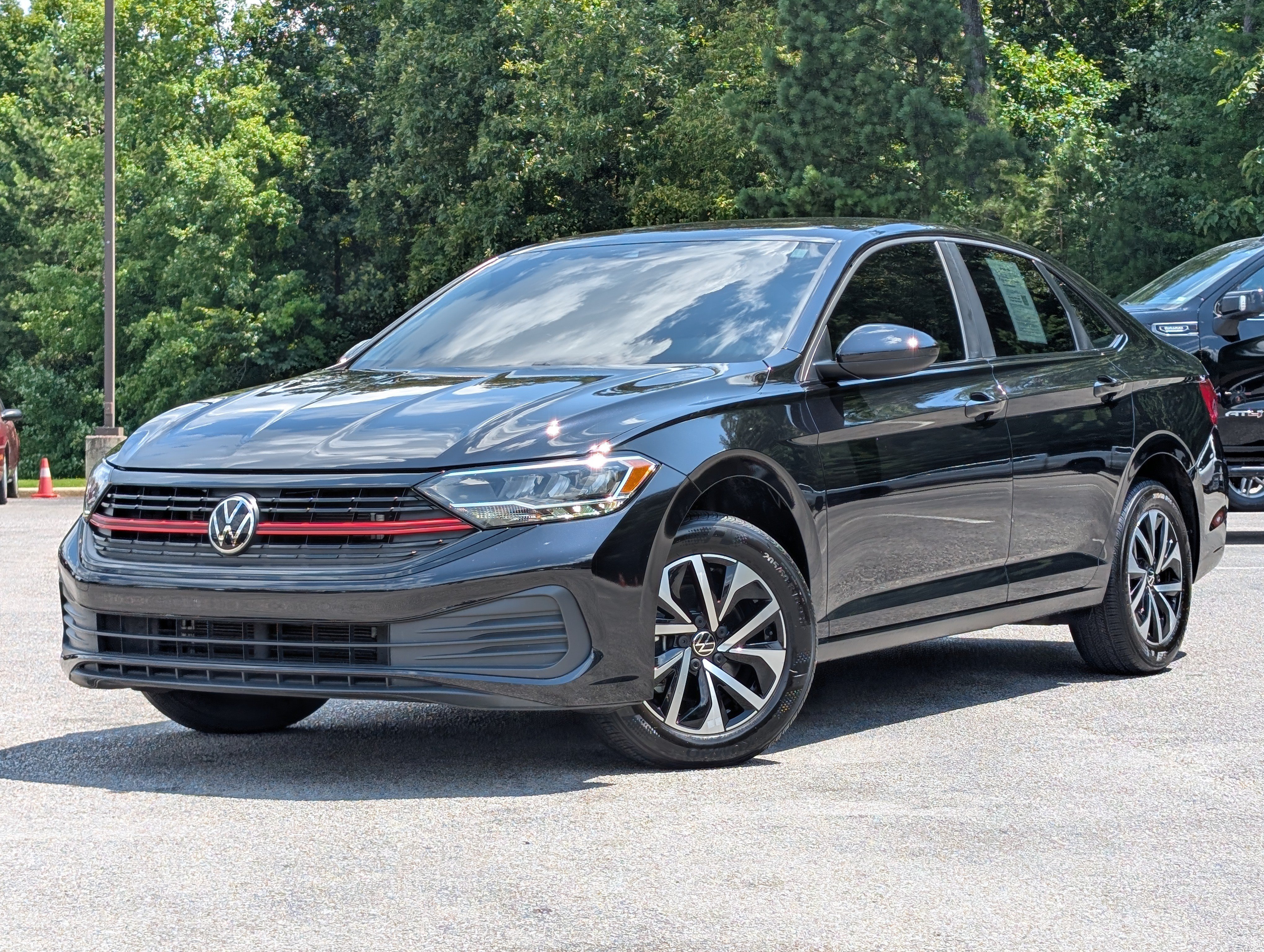 Used 2023 Volkswagen Jetta S w/ IQ.Drive Package FWD image 4