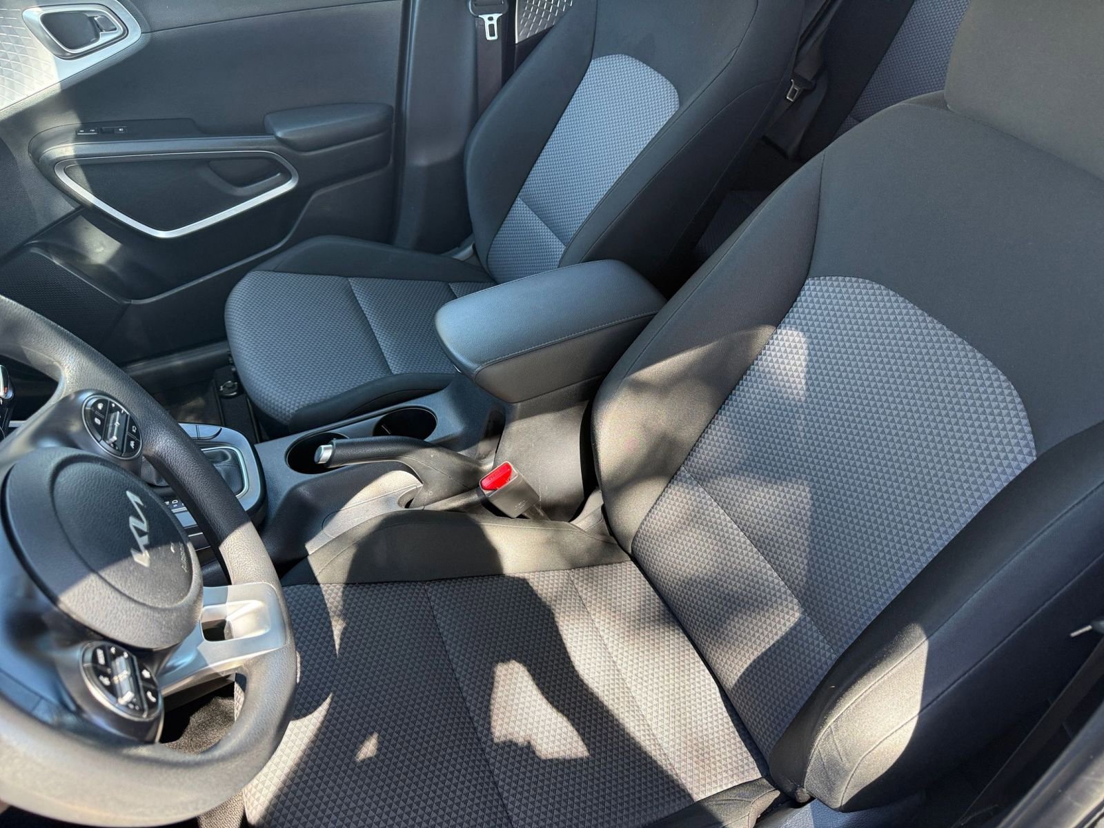 Used 2024 Kia Soul LX w/ Option Group 015 image 36
