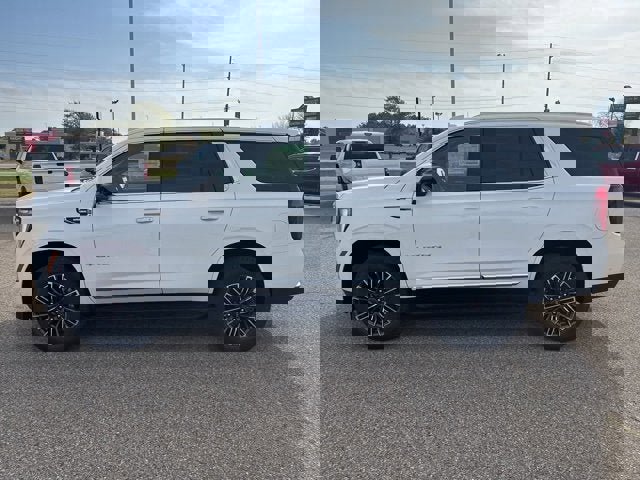 New 2026 GMC Yukon Elevation image 4