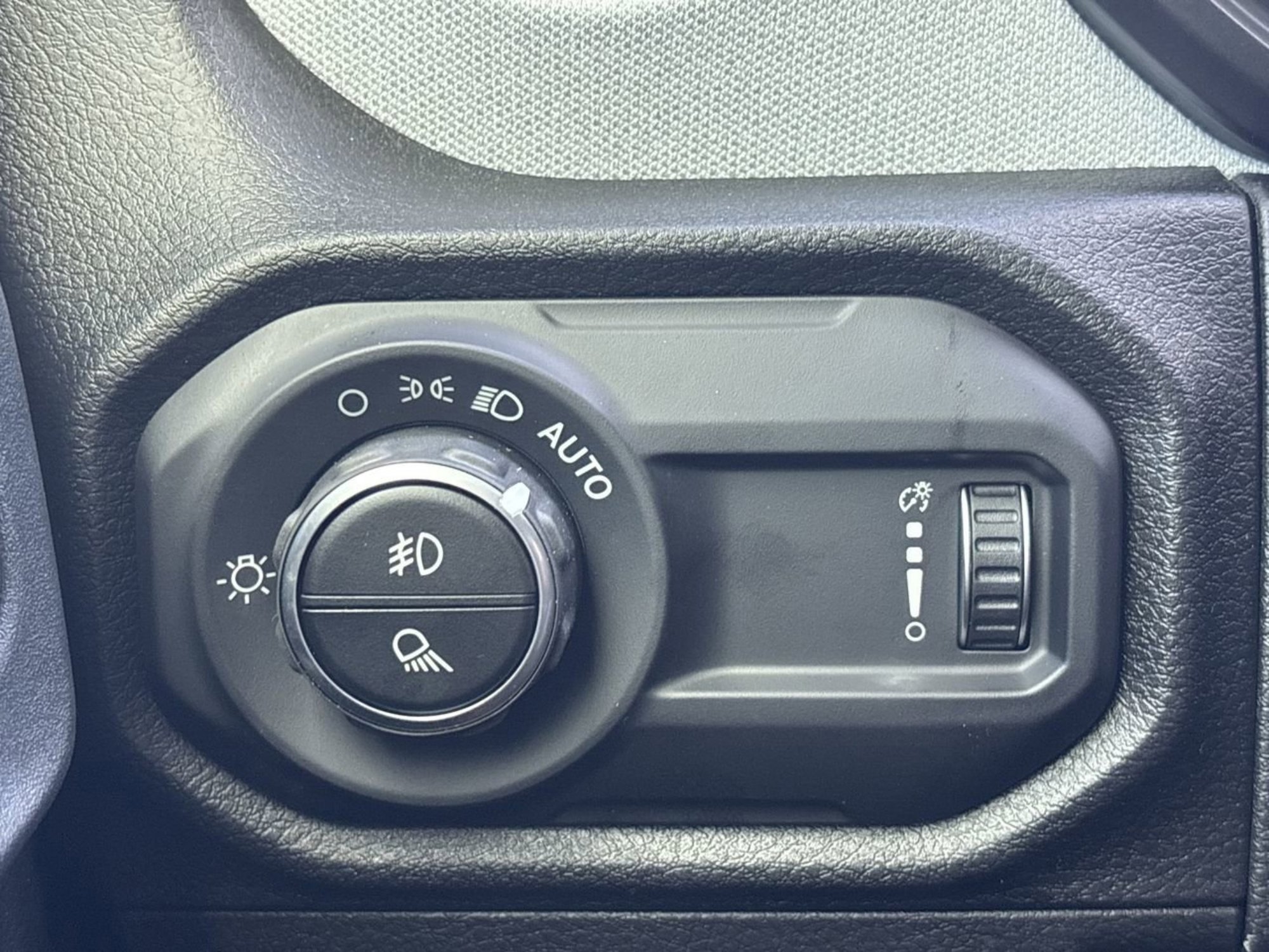 New 2025 Jeep Gladiator Willys image 25