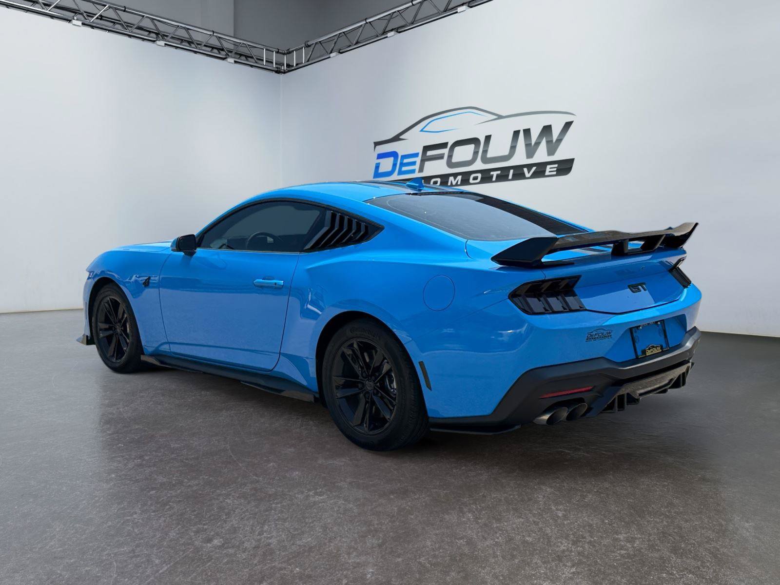 Used 2025 Ford Mustang GT RWD image 5