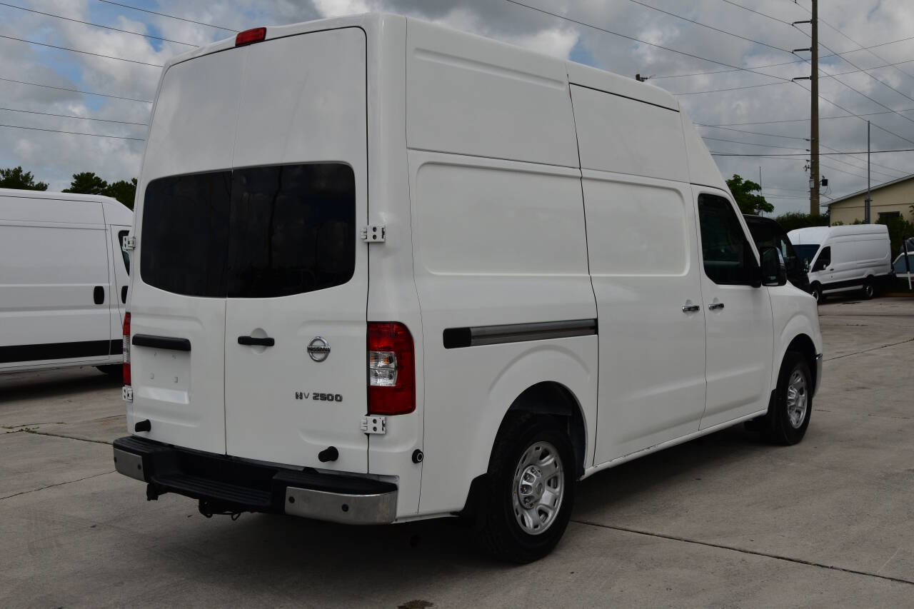Used 2012 Nissan NV 2500 SV image 7
